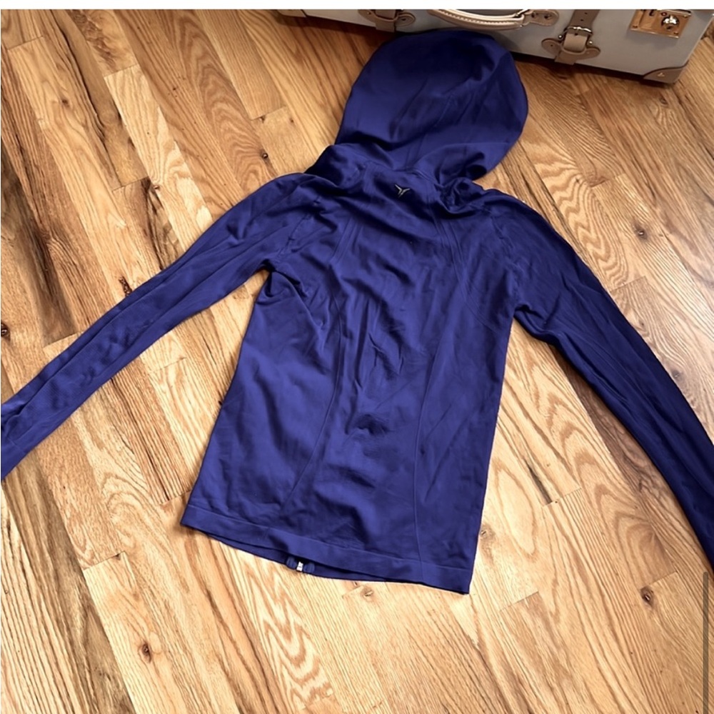 Old Navy Active long sleeve zip-up athletic shirt with hood, XS